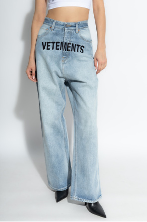 VETEMENTS Jeans with logo