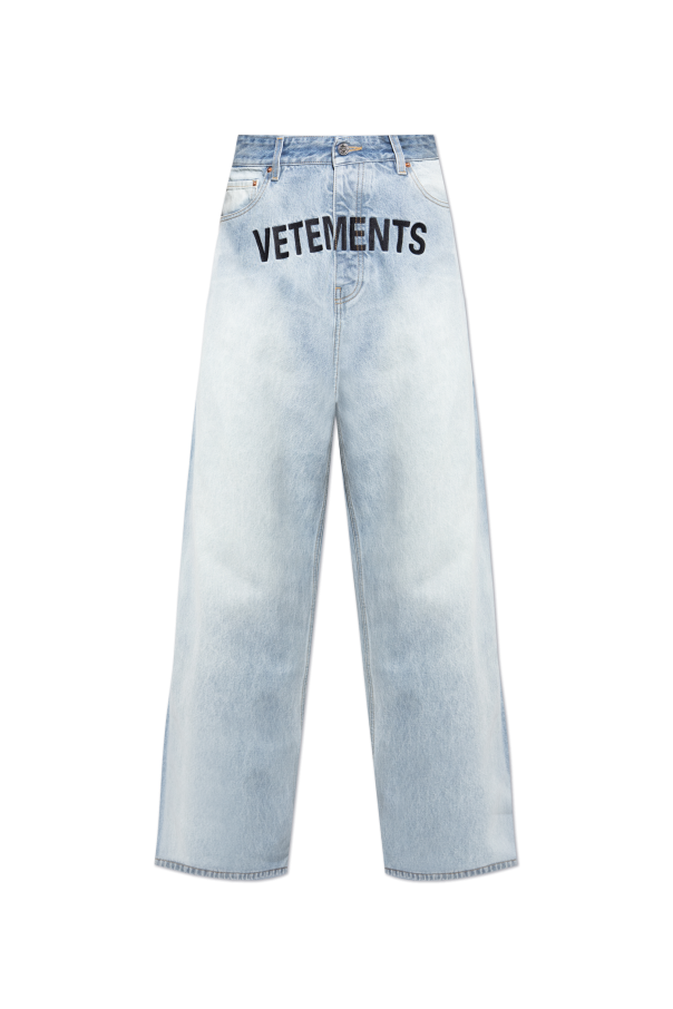 VETEMENTS Jeans with logo