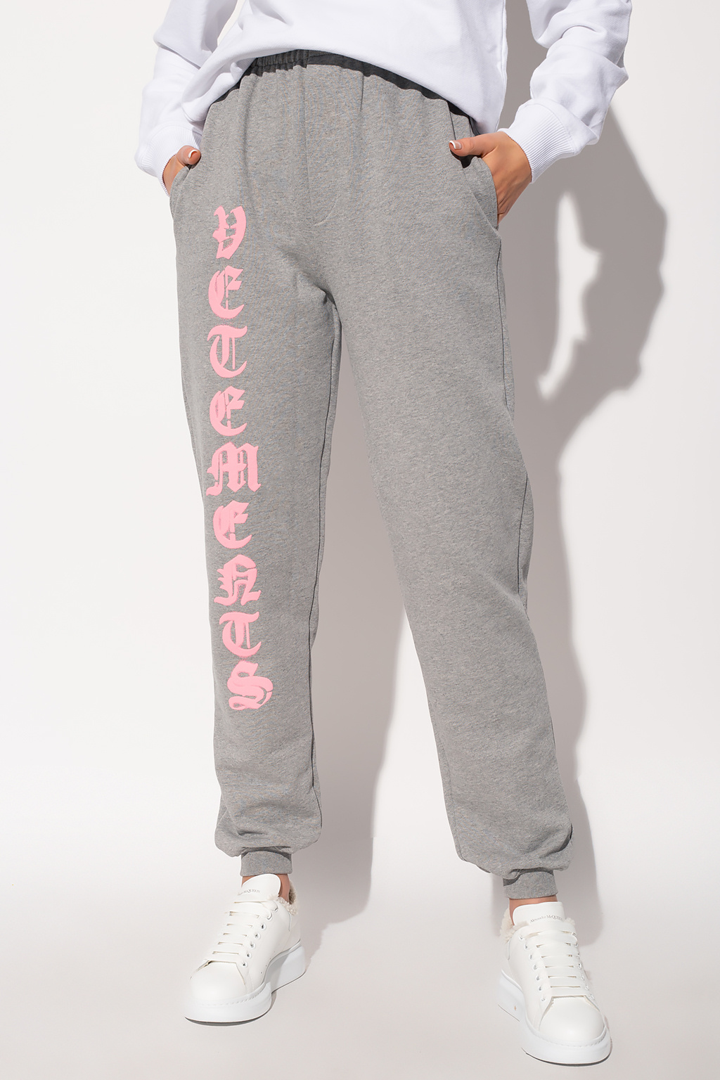 VETEMENTS Logo-printed sweatpants