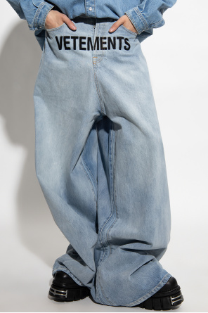 VETEMENTS Jeans with logo