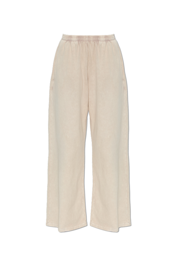 ‘Soho Tokio’ sweatpants od The Upside