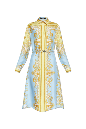 Vestido de seda con cinturón