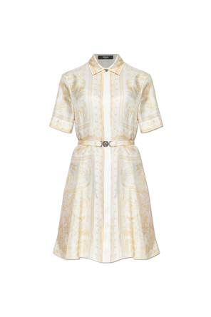 Vestido de seda con cinturón