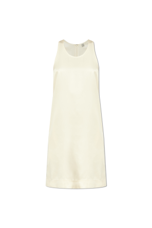 Sleeveless dress