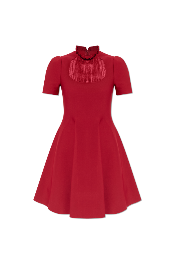 Dress with a stand-up collar od Alexander McQueen