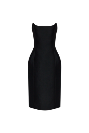 Vestido com os ombros descobertos