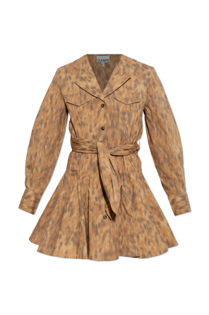 Dress with a waist belt
