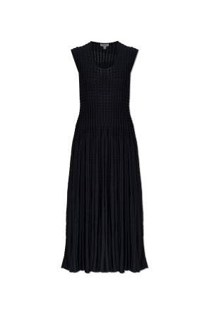 Sleeveless dress