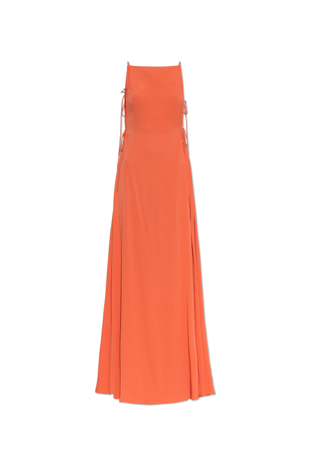 Off-shoulder dress od Alaïa