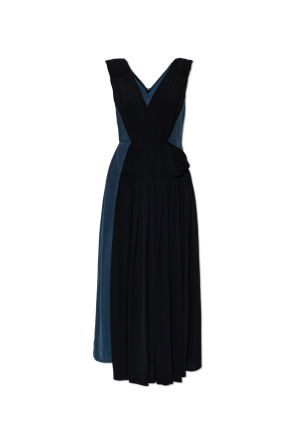 Vestido con drapeados