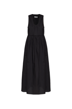 Sleeveless dress