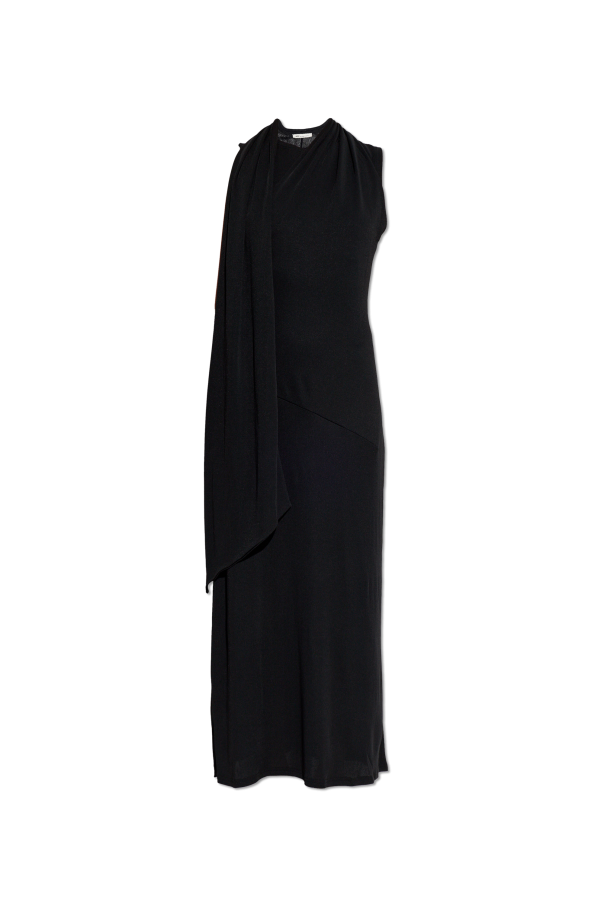 Dress with a decorative pleat od Ami Alexandre Mattiussi