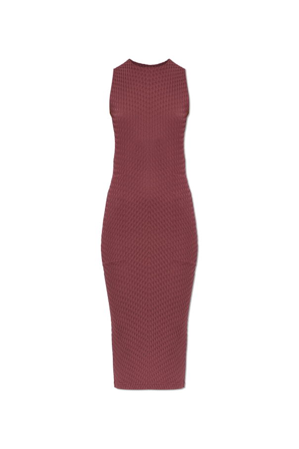 Sleeveless pleated dress od Issey Miyake