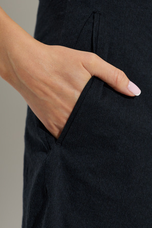 Issey Miyake Sukienka bez rękawów