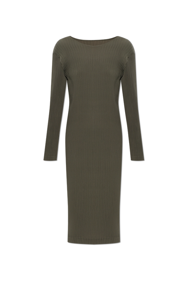 Pleated fitted dress od Issey Miyake