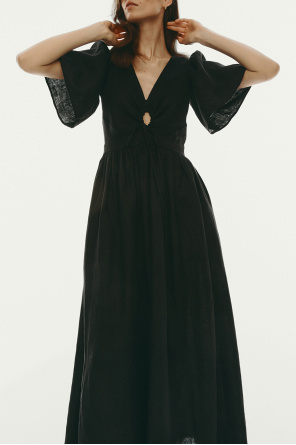 with a maxi dress for a movie night in the evening ‘Talia’ linen dress