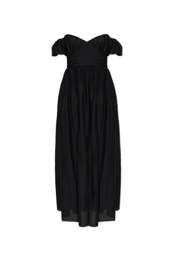 Off-shoulder dress od Matteau