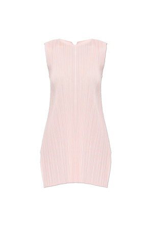 Sleeveless pleated dress