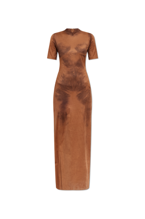 Vestido con acabado aterciopelado