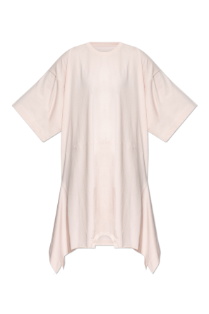 Vestido de corte asimétrico