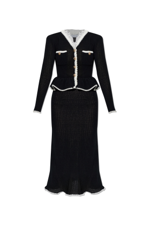 Dress with a ruffle at the waist