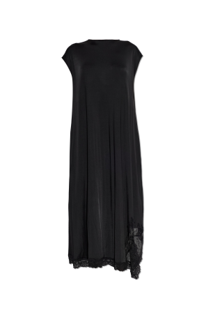 Vestido de corte ‘oversize’