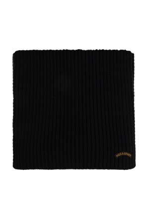 Wool scarf