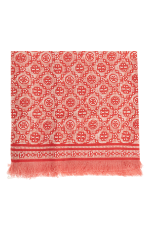 Scarf with raw edge finish