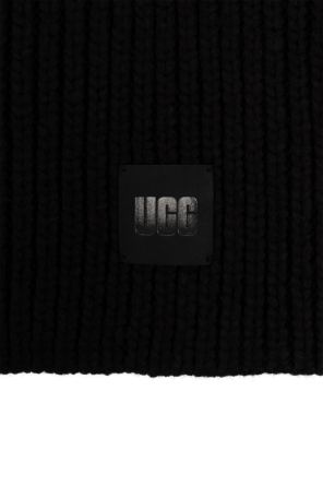 UGG union Scarf with logo patch