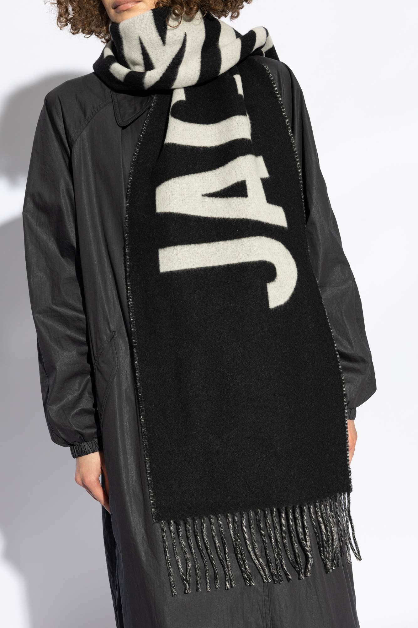 Jacquemus Woolen scarf