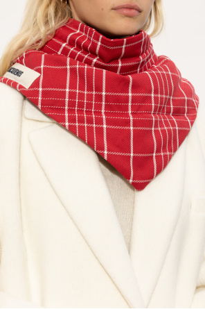 Quilted scarf od Jacquemus