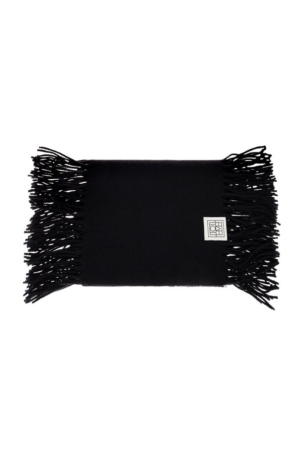 Wool Scarf with Fringes od TOTEME