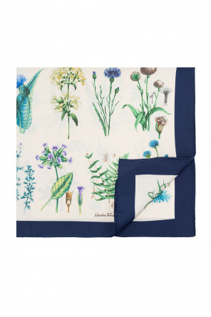 Patterned scarf od FERRAGAMO