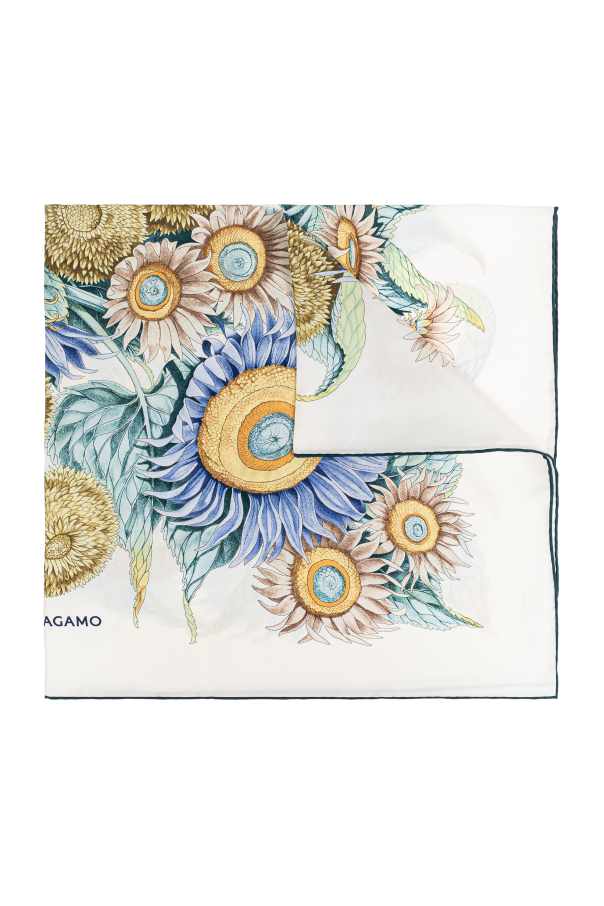 Silk scarf with print od FERRAGAMO