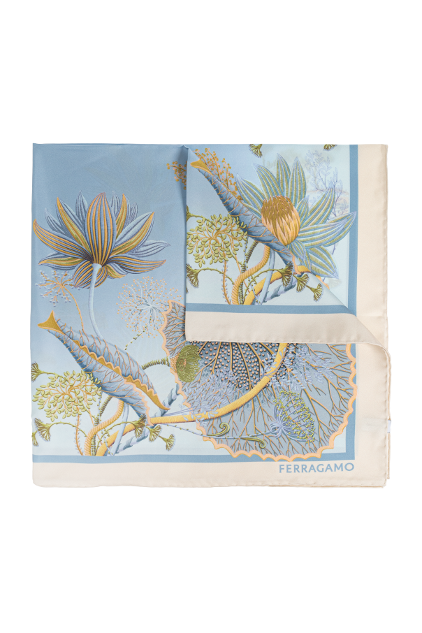 Silk scarf with print od FERRAGAMO