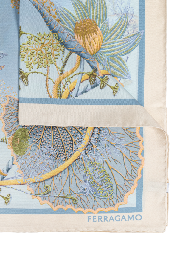 FERRAGAMO Seidenschal mit Print