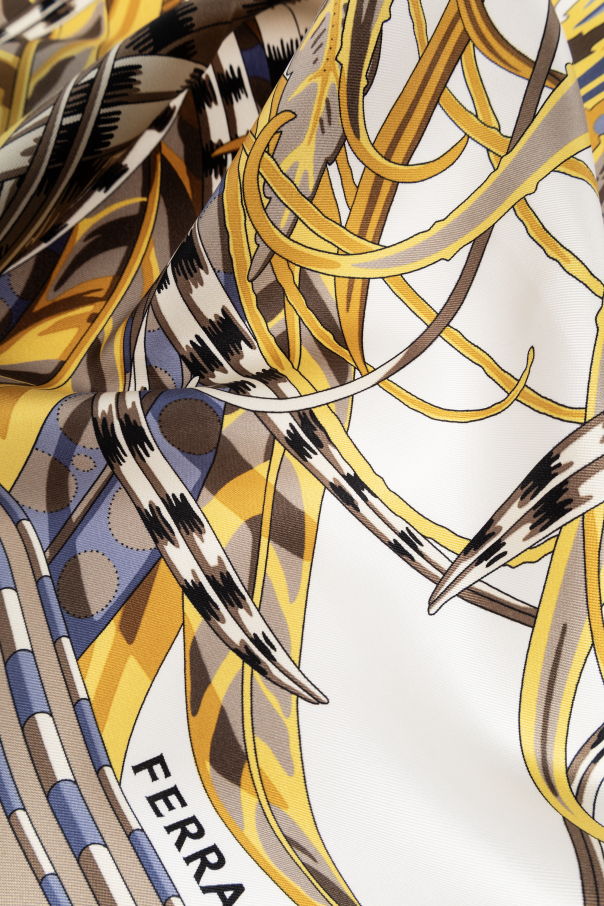 FERRAGAMO Jedwabna chusta z nadrukiem