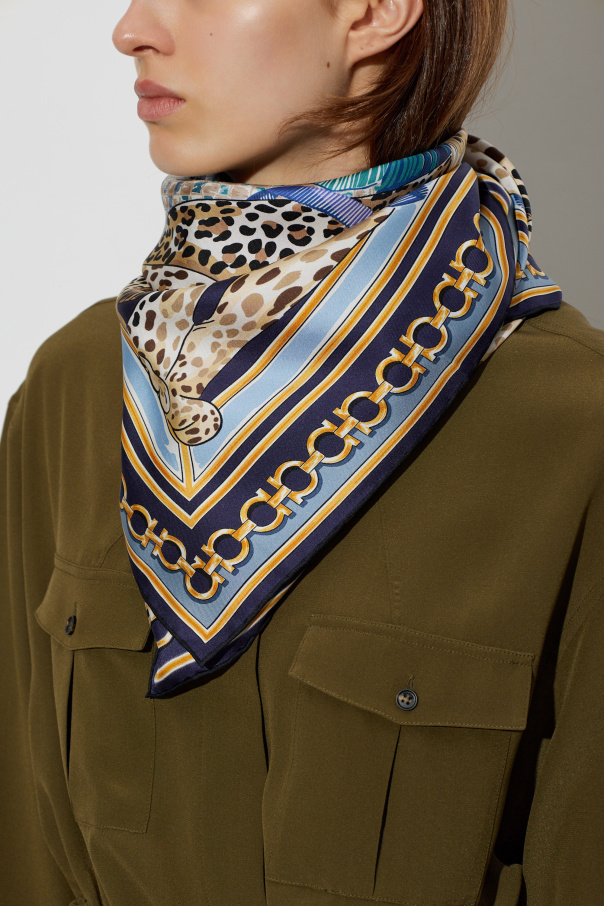 FERRAGAMO Lenço de seda com estampado