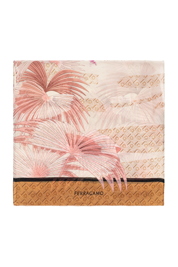 Silk scarf with print od FERRAGAMO