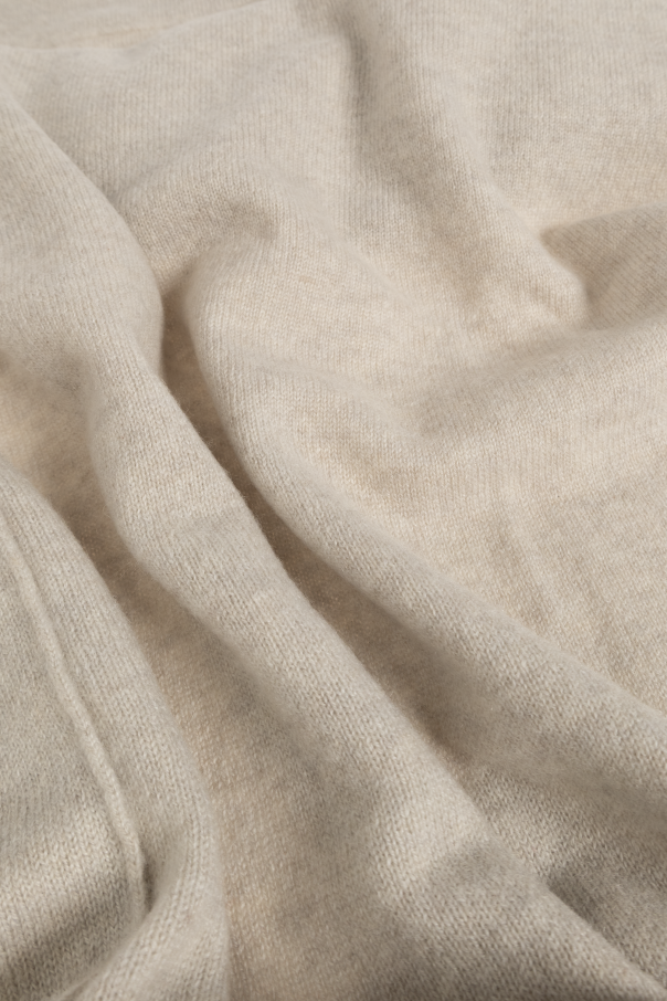 Lisa Yang Cashmere scarf ‘Frieda’