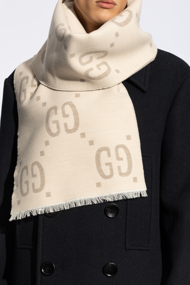 Gucci Wool scarf with logo