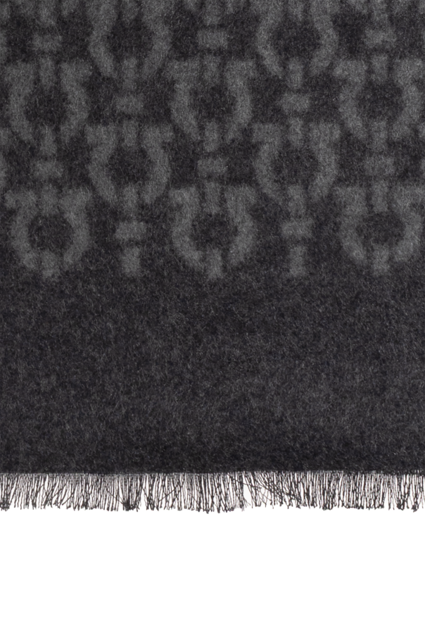 FERRAGAMO Schal mit Monogramm