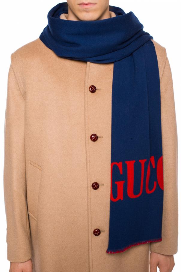 Gucci Double-sided scarf with a logo