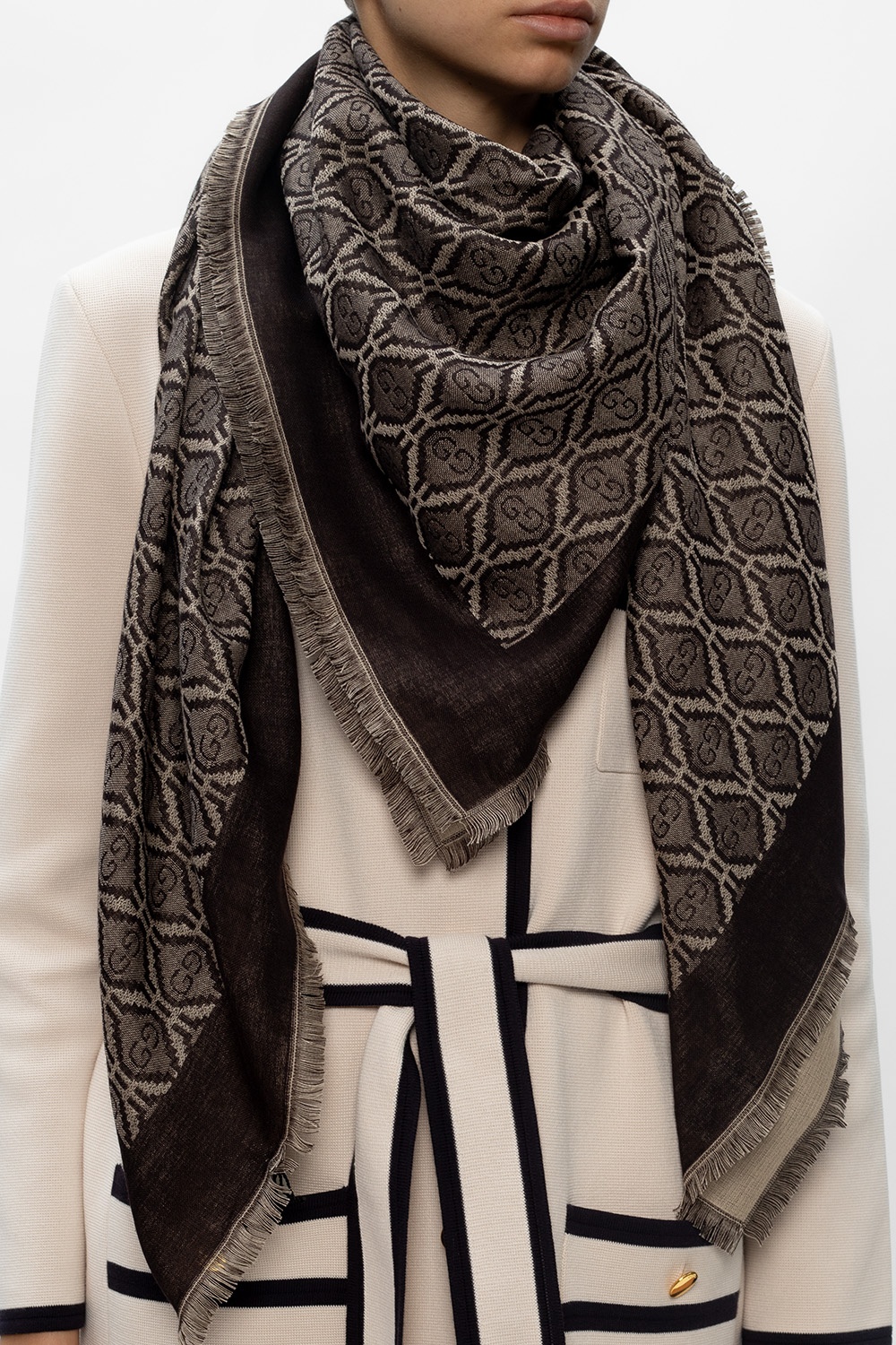 gucci scarf vitkac