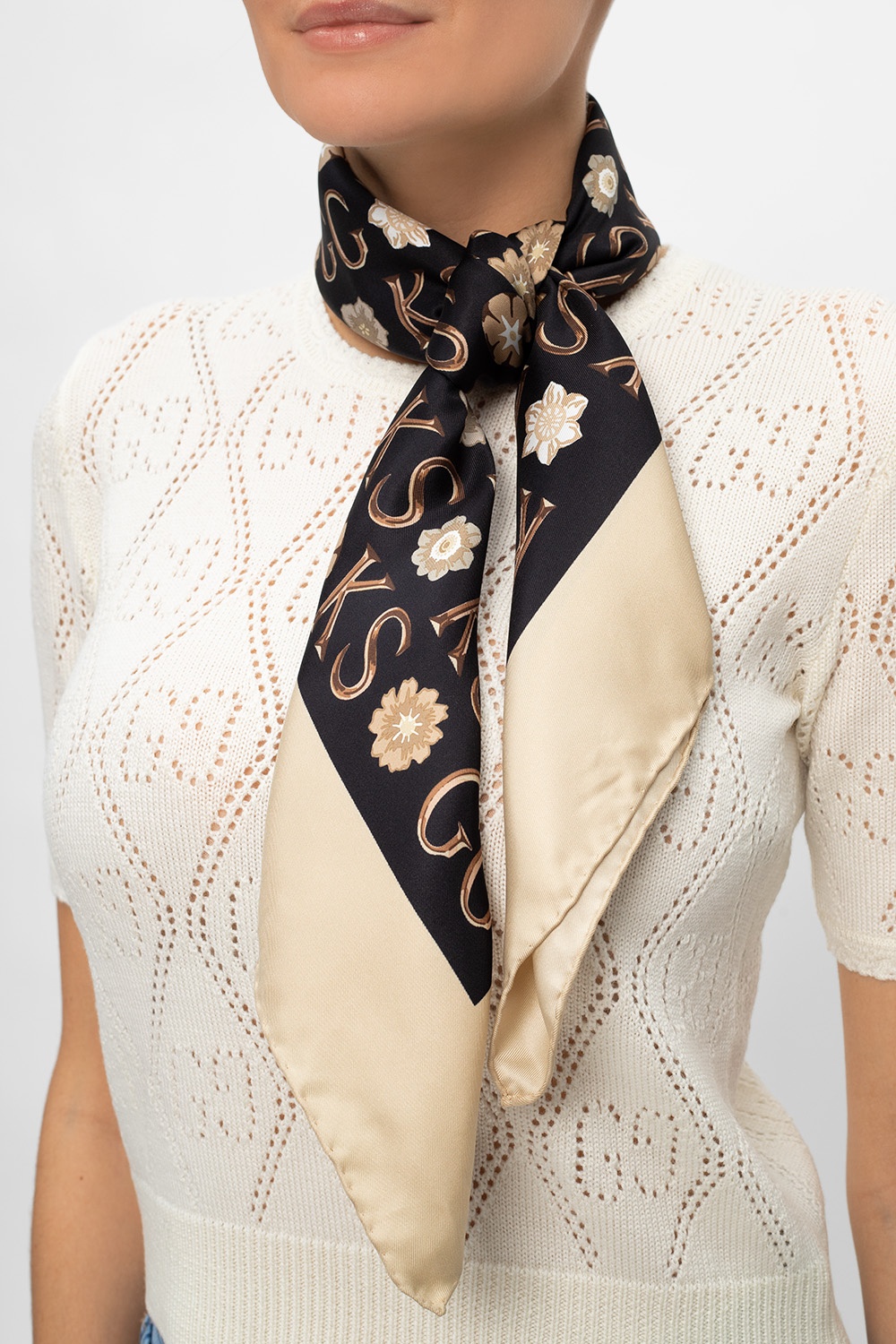 Gucci Silk scarf with logo