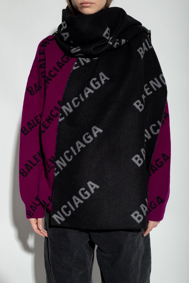 Balenciaga Wool scarf with logo