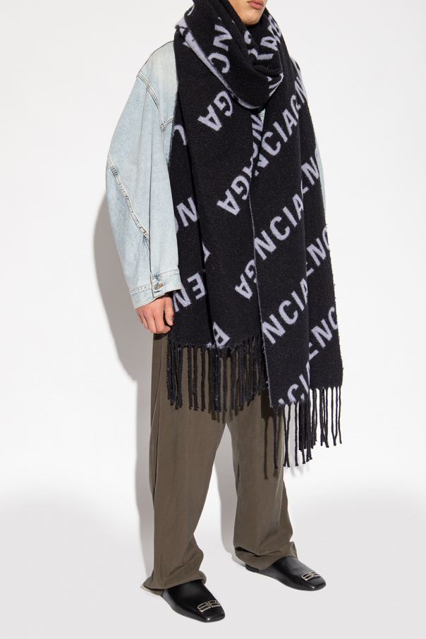 GUCCI Logo-Intarsia Wool Scarf for Men  Wool scarf, Streetwear fashion  women, Gucci scarf