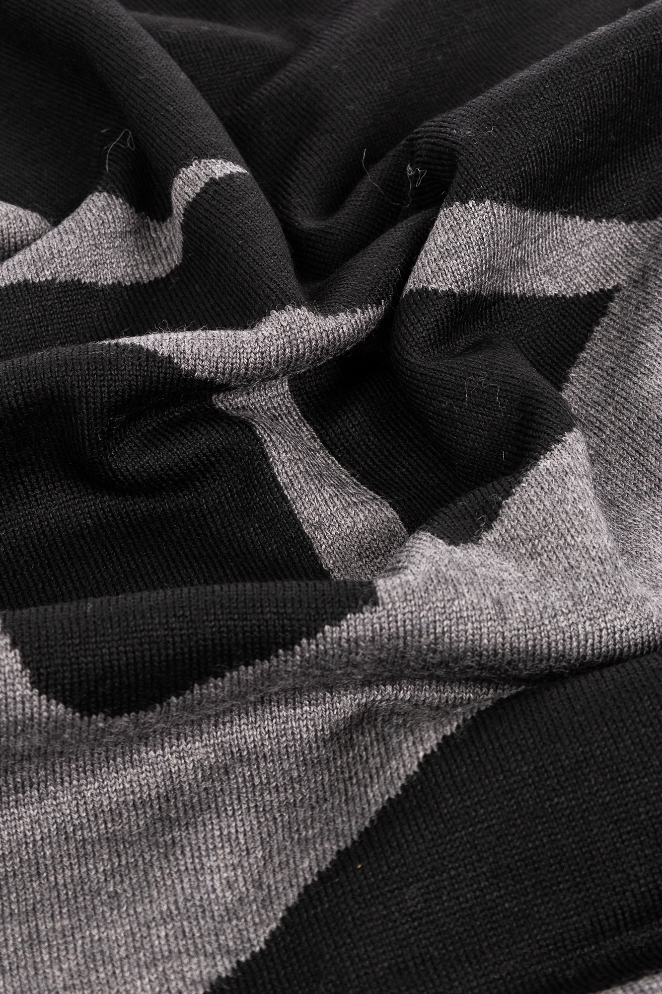 Lanvin Wool scarf with logo