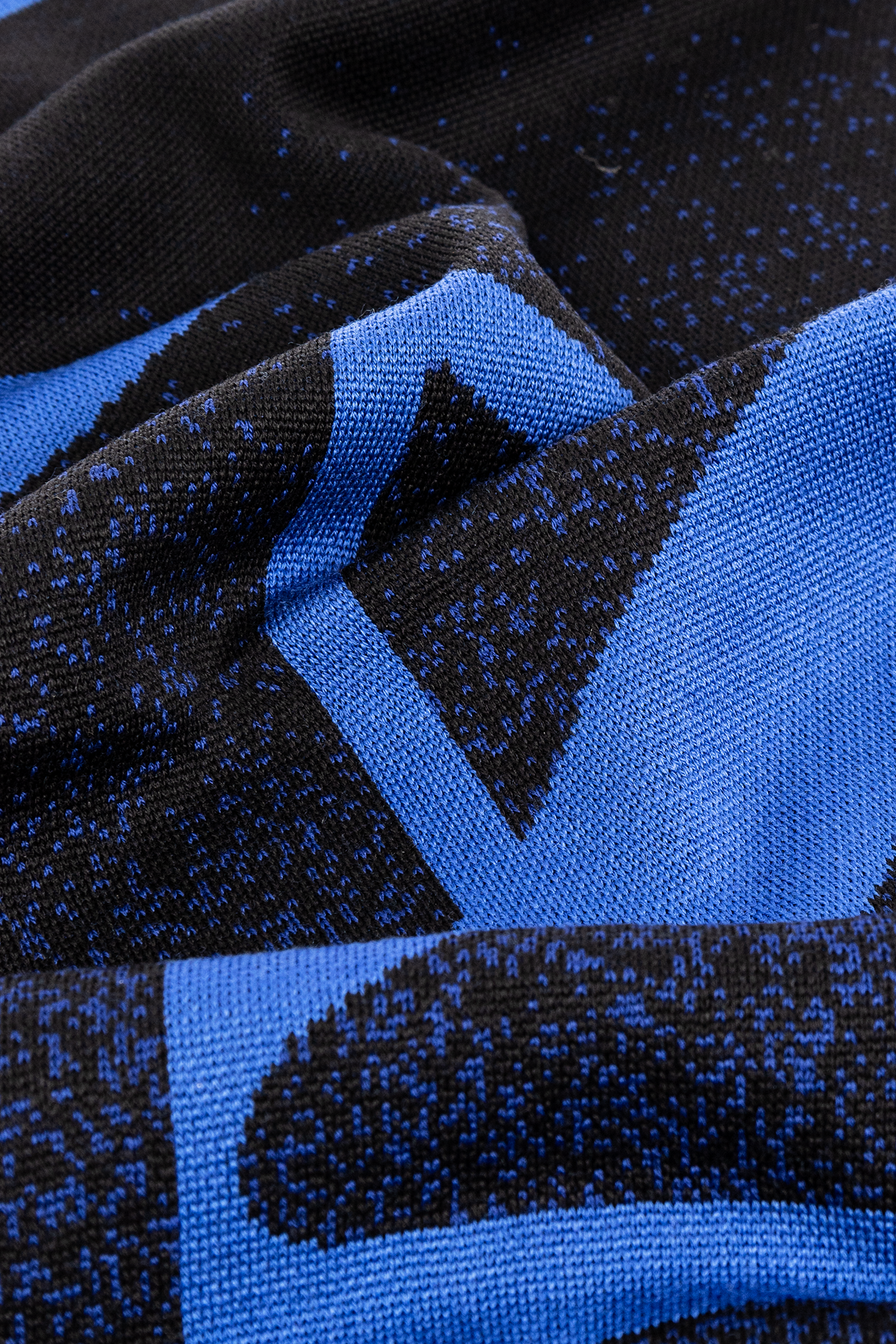 Lanvin Wool scarf with logo