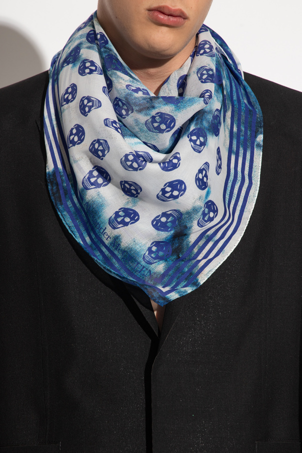 Alexander McQueen Shawl with skull motif